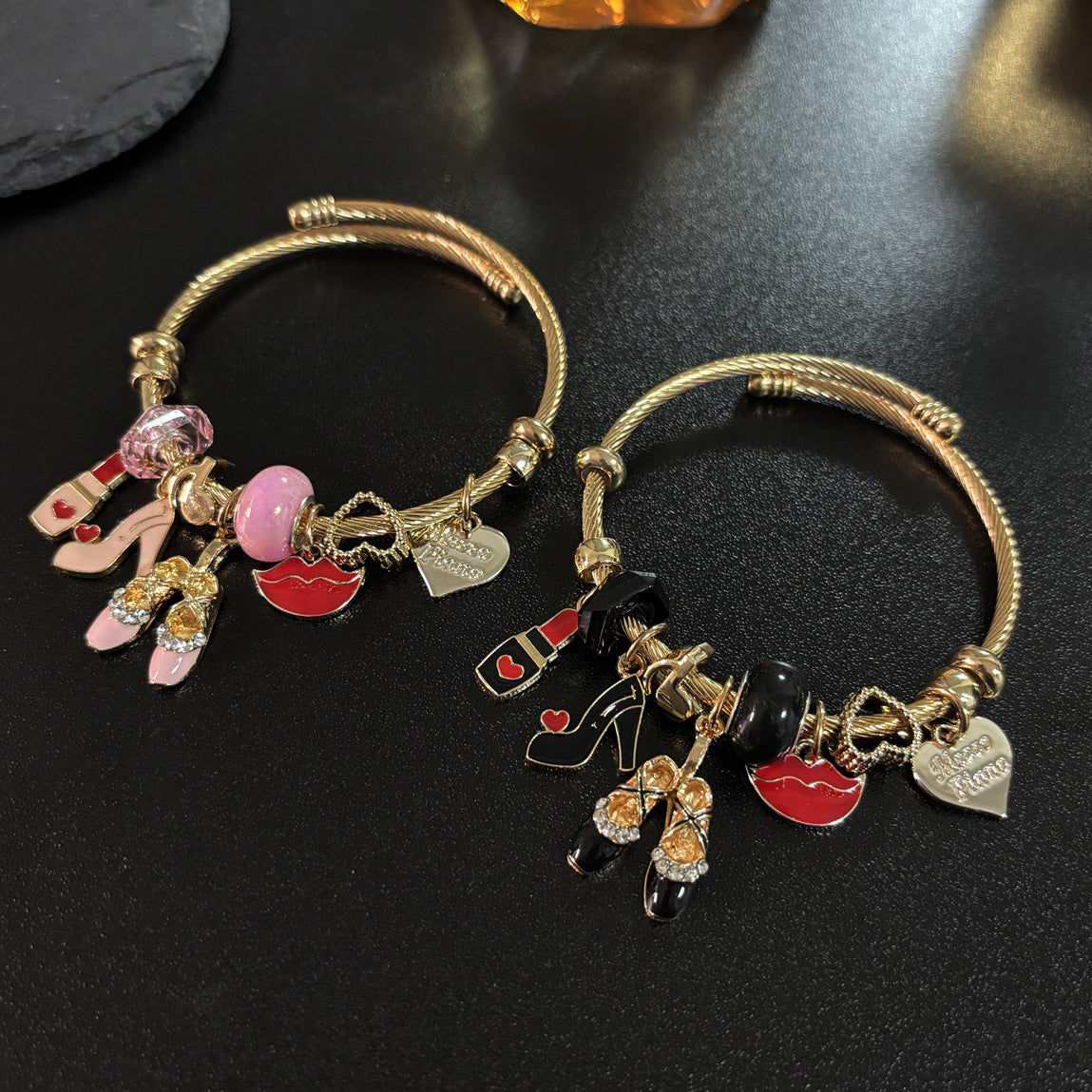 Fashion charm bracelet
