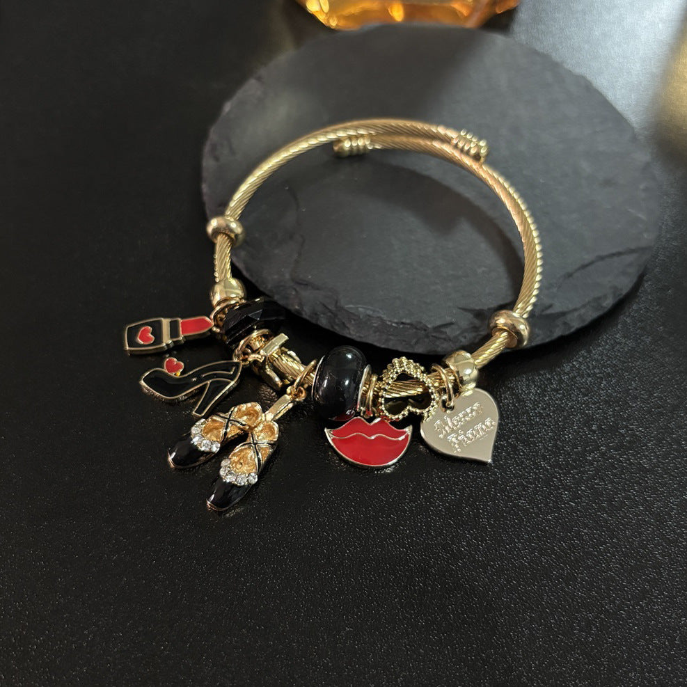 Fashion charm bracelet